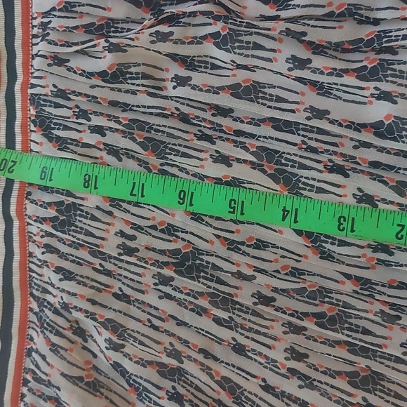 G H BASS & CO NWT women's size 12 flowy lined left side zipper giraffe pattern. - Picture 5 of 7